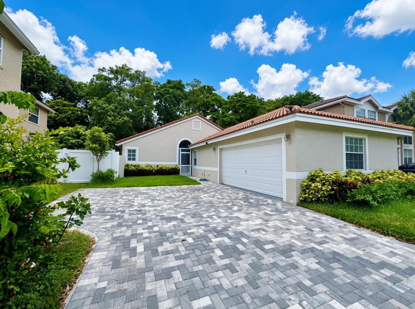 10160 Festival Way, Boca Raton FL 33428