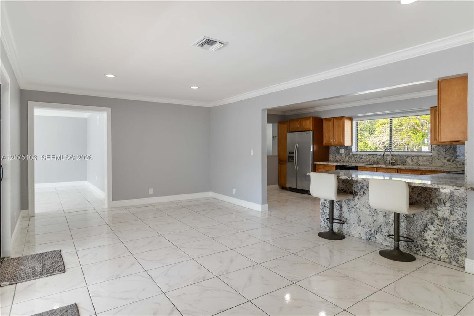913 SW 49th Ave, Plantation FL 33317 photo 3