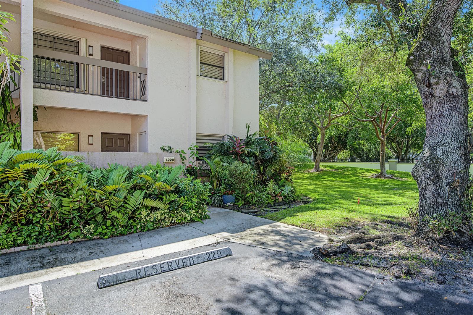4228 NW 22nd Street # 110J, Coconut Creek FL 33066 photo 2