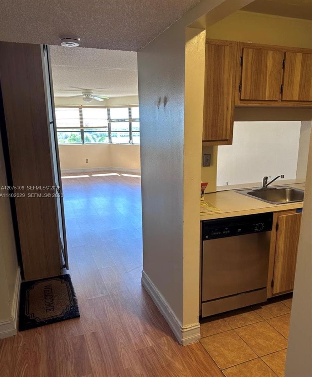 20850 San Simeon Way # 5, Miami FL 33179 photo 5