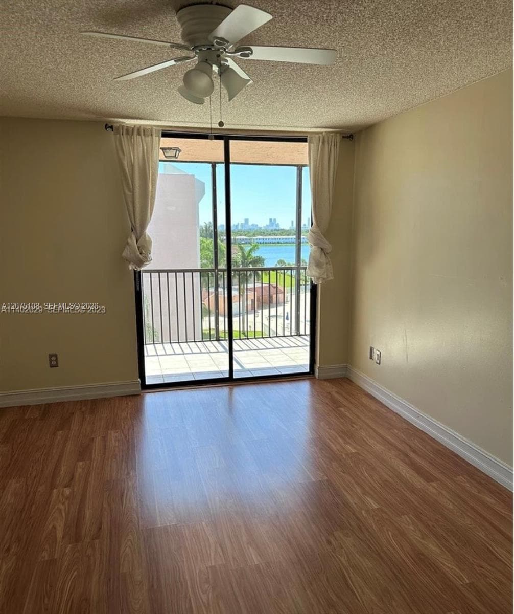 20850 San Simeon Way # 5, Miami FL 33179 photo 4