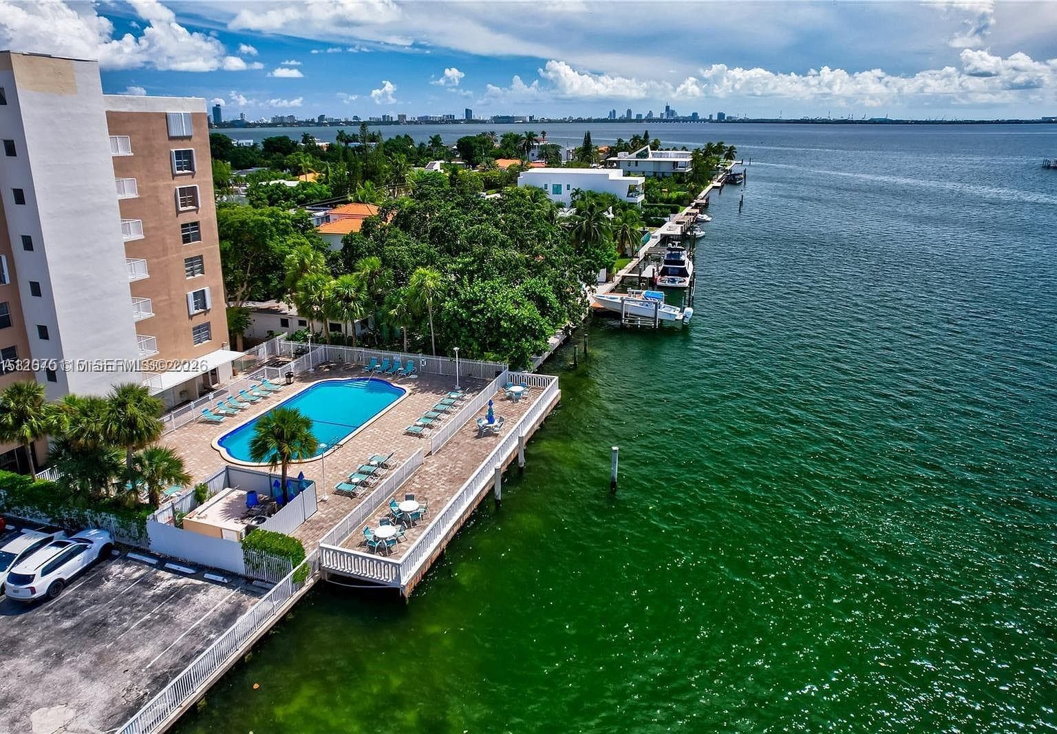 1455 N Treasure Dr # H, North Bay Village FL 33141 photo 2