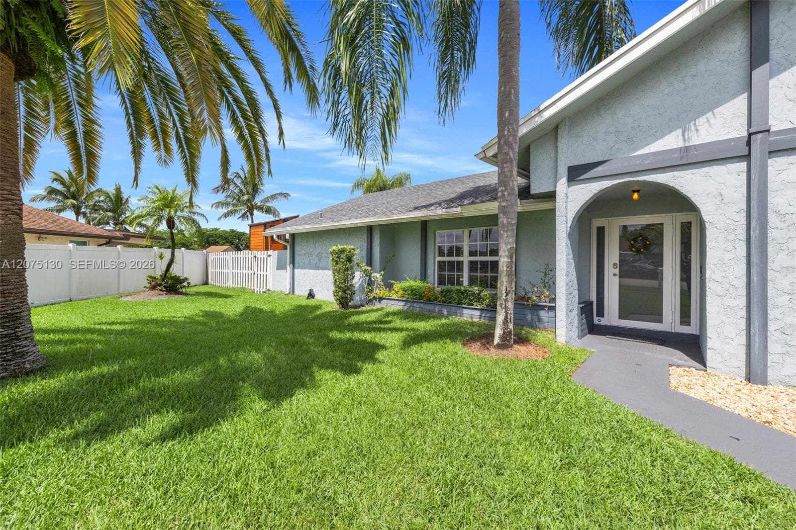 1151 NW 78th Ter, Plantation FL 33322