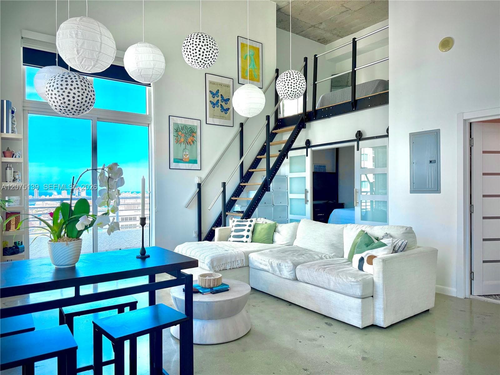 133 NE 2nd Ave # 3501, Miami FL 33132 photo 2