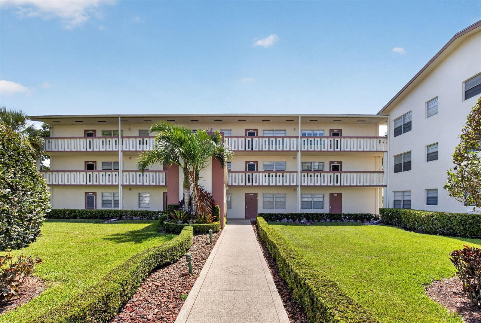 236 Preston Way # f, Boca Raton FL 33434 photo 2