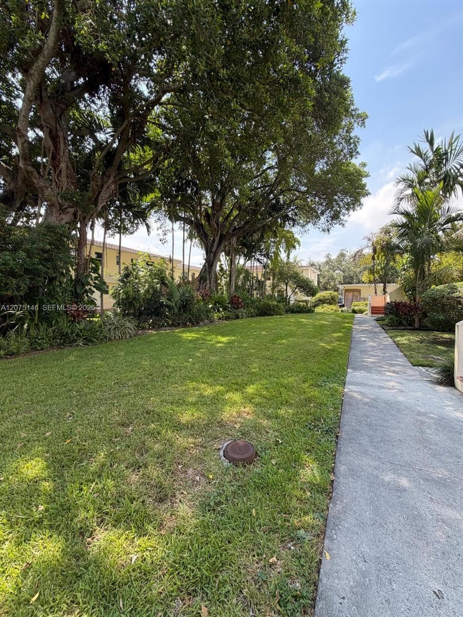 736 NE 92nd St # 2K, Miami Shores FL 33138