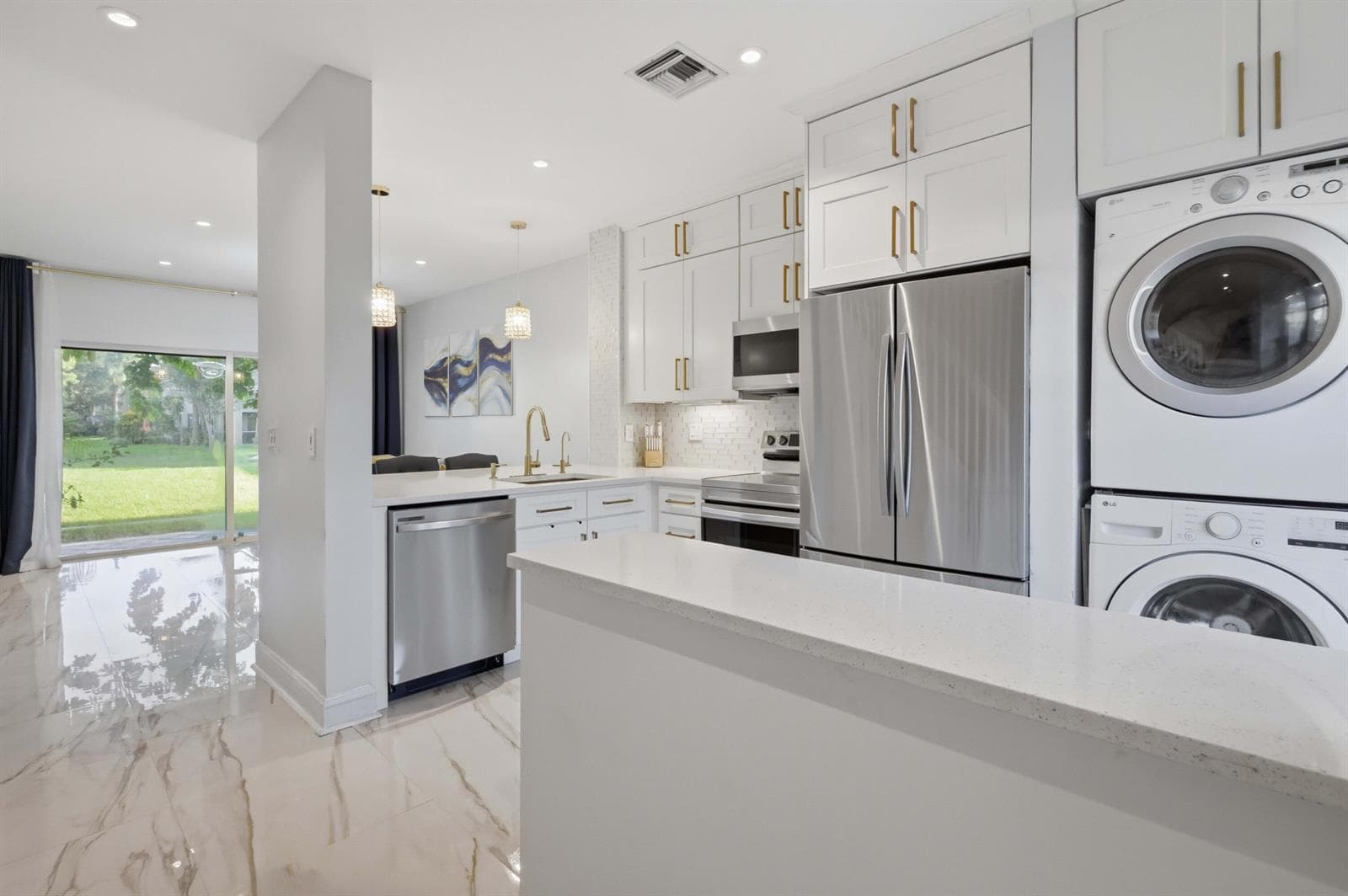 12207 SW 6TH Street, Pembroke Pines FL 33025 photo 2