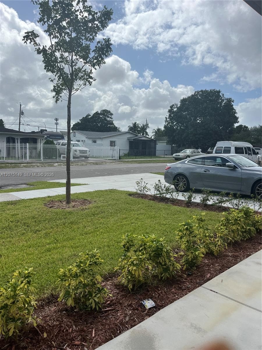 2421 NW 152nd Ter, Miami Gardens FL 33054 photo 4