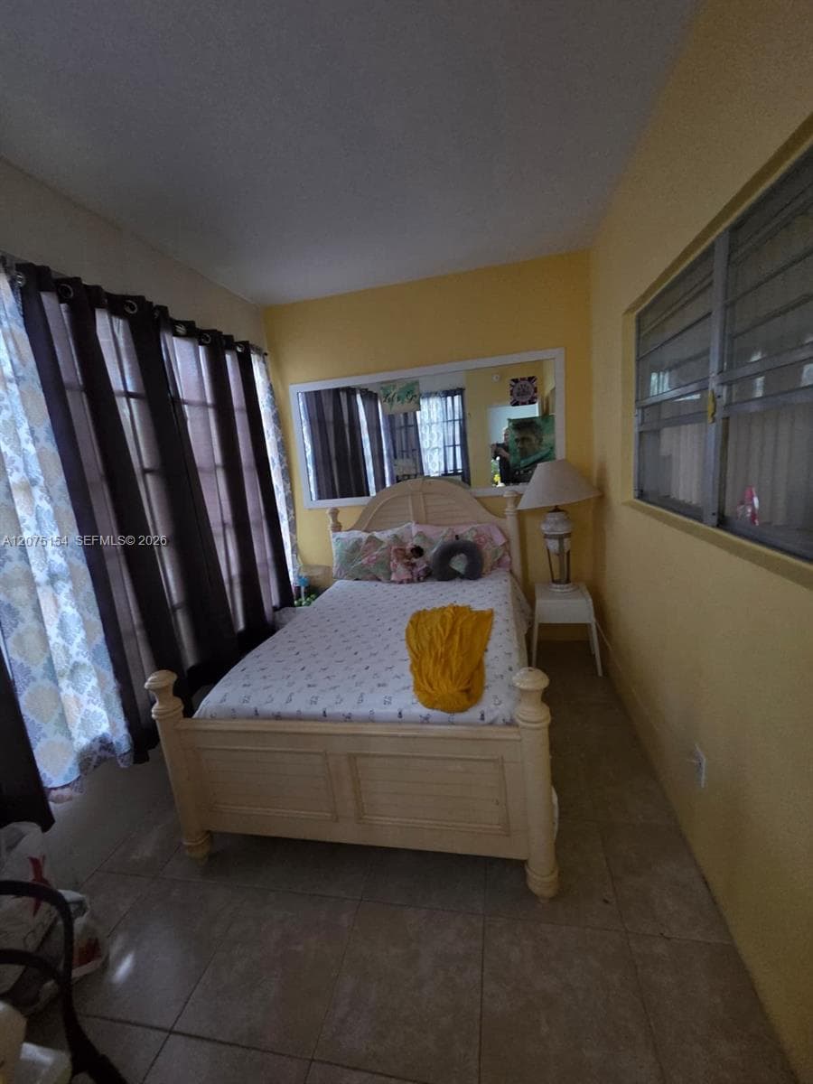 5181 W Oakland Park Blvd # 204, Lauderdale Lakes FL 33313 photo 4