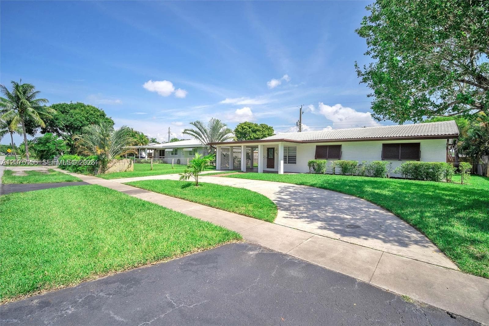 741 NE 8th St, Pompano Beach FL 33060 photo 3