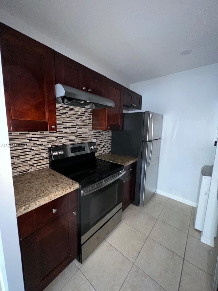 10112 Twin Lakes Dr, Coral Springs FL 33071 photo 3