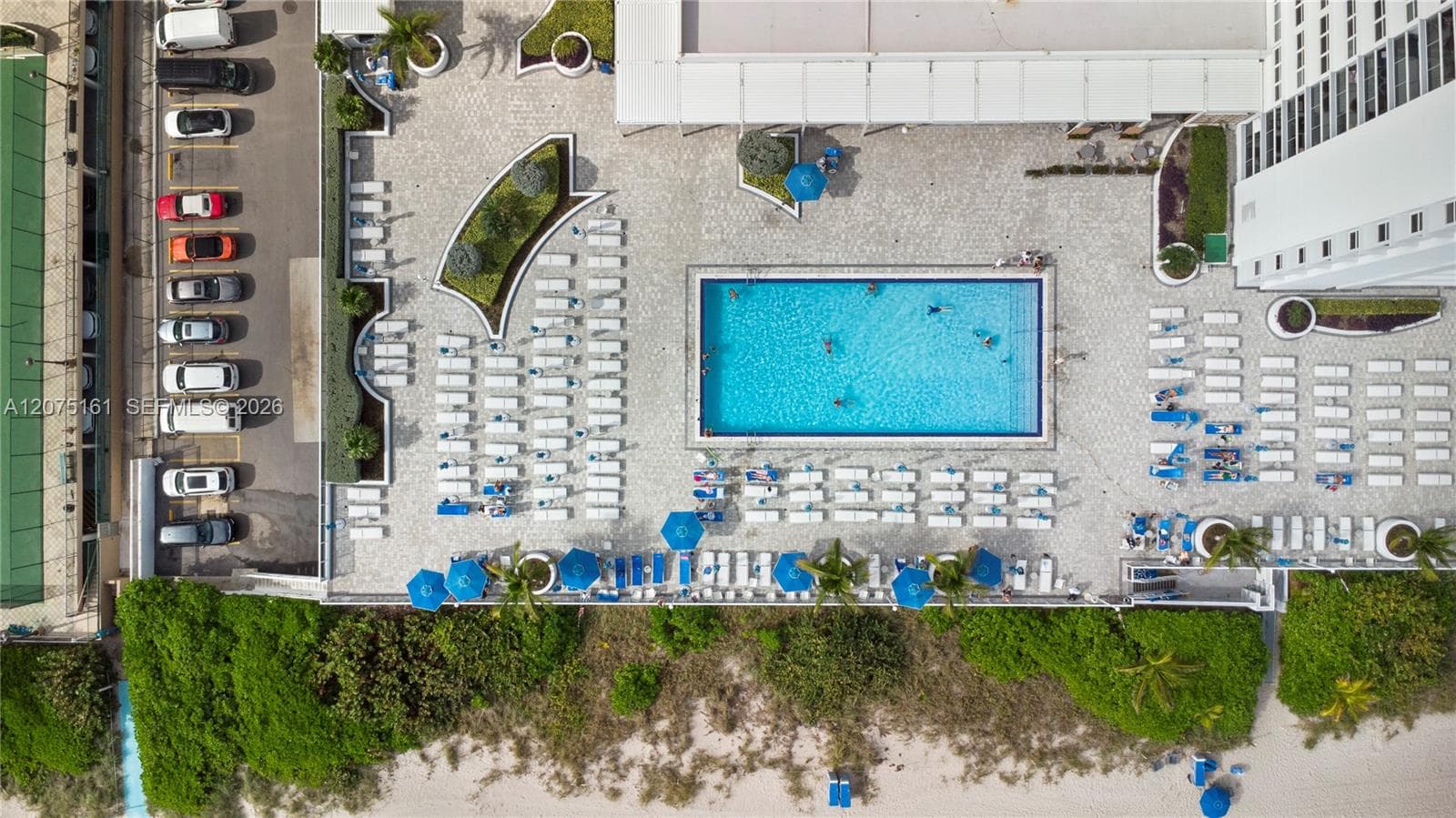 1880 S Ocean Dr, Hallandale Beach FL 33009 photo 2