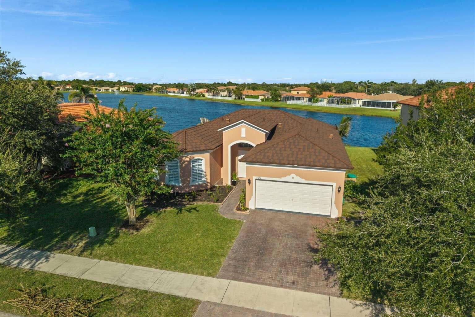 5622 PLACE LAKE Drive, Fort Pierce FL 34951