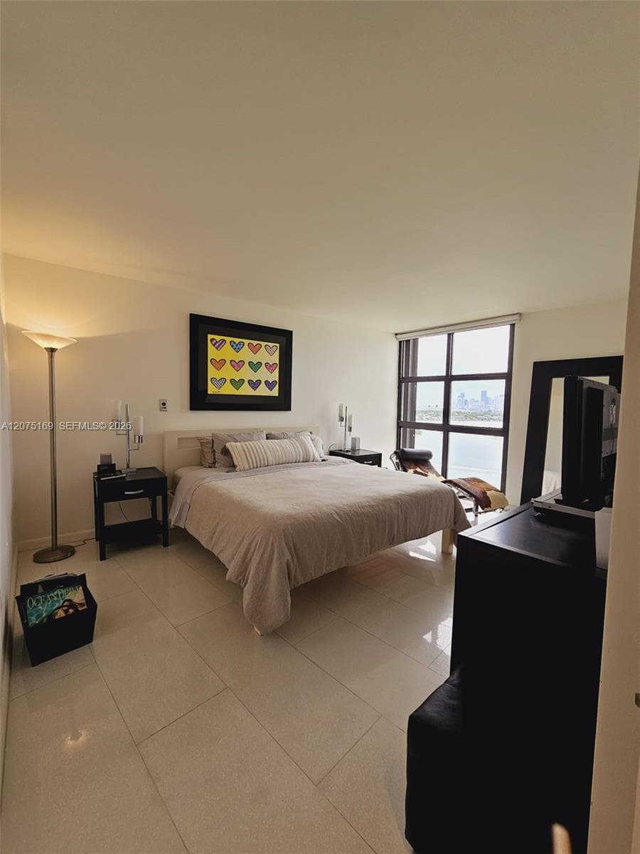 9 Island Ave # 1806, Miami Beach FL 33139 photo 4