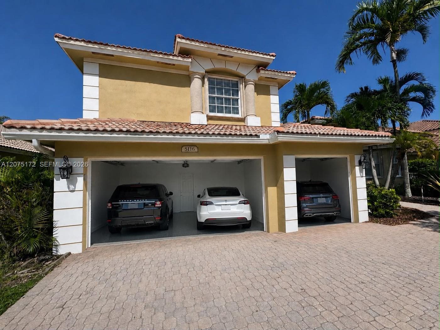 5116 NW 57th Ter, Coral Springs FL 33067 photo 2