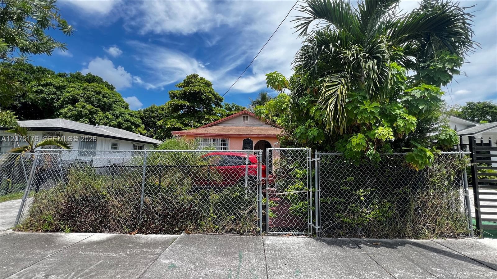 1135 NW 65th St, Miami FL 33150 photo 2