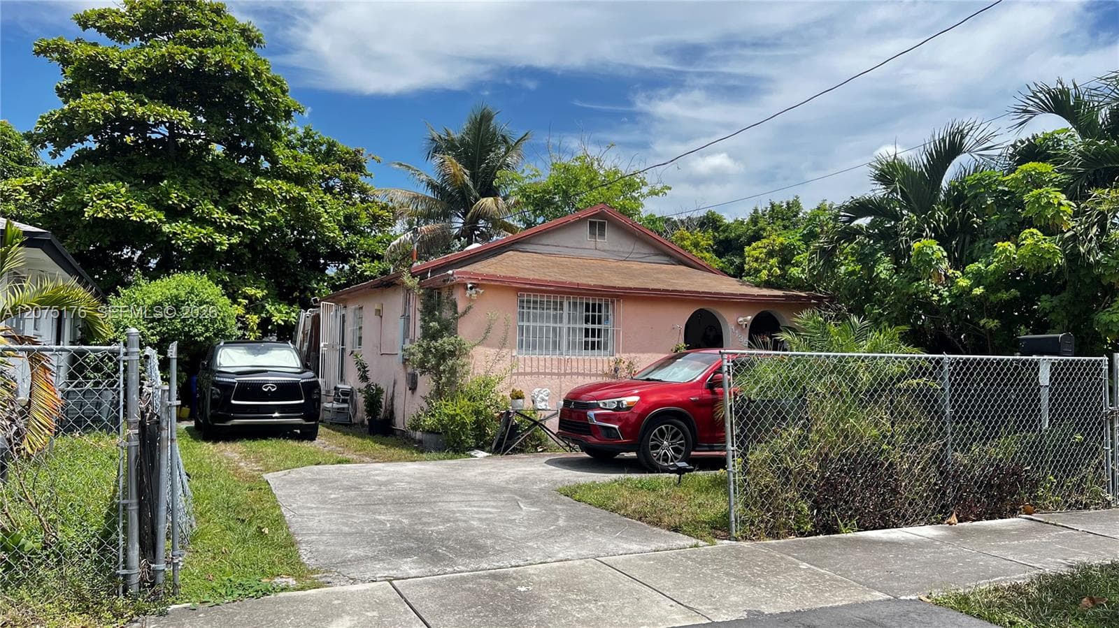 1135 NW 65th St, Miami FL 33150 photo 3