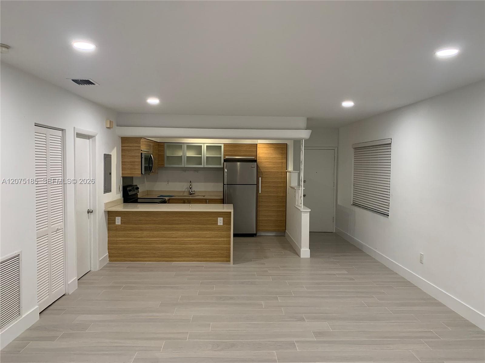 315 MAJORCA AV # 3, Coral Gables FL 33134 photo 3