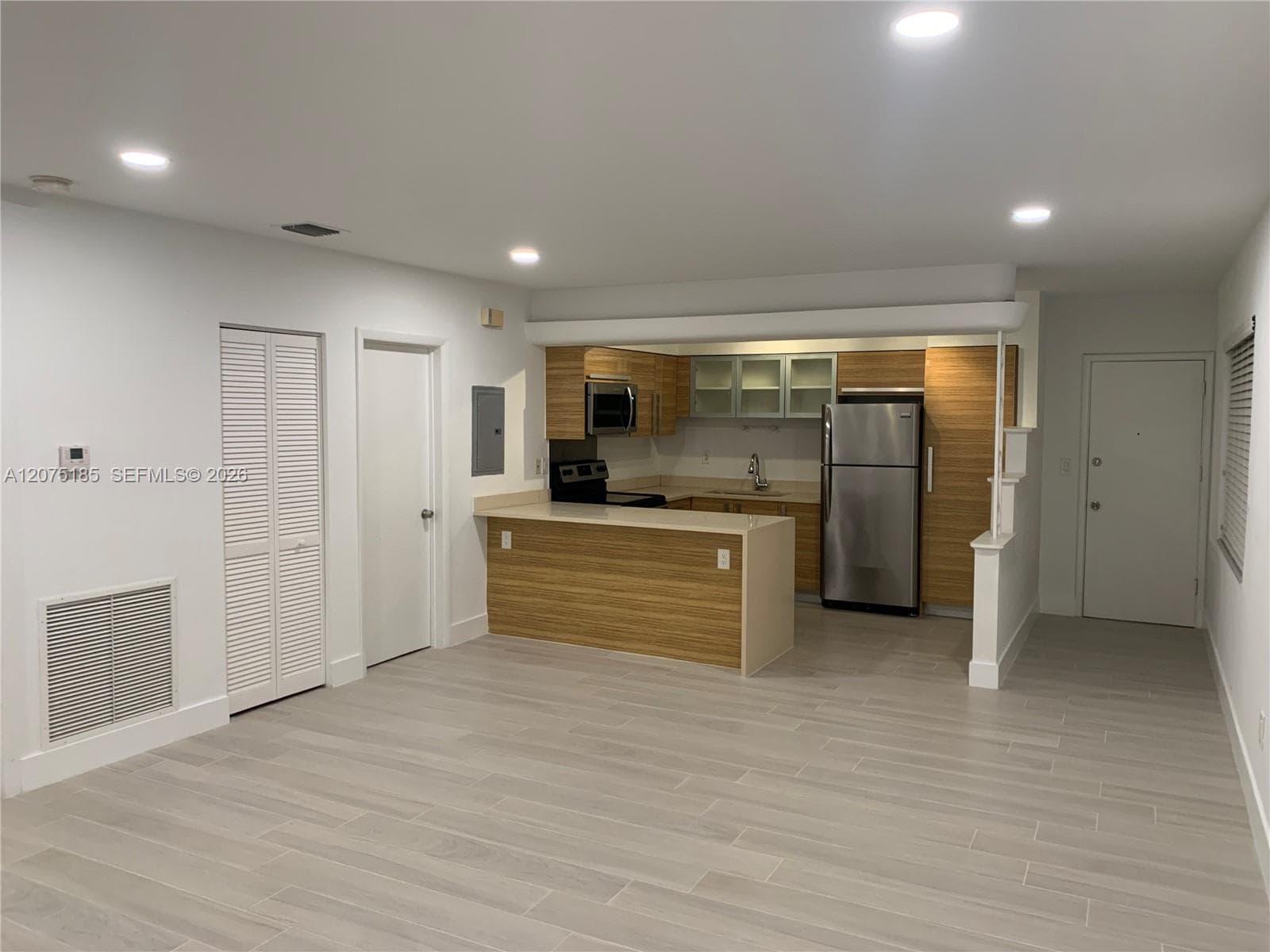 315 MAJORCA AV # 3, Coral Gables FL 33134 photo 5
