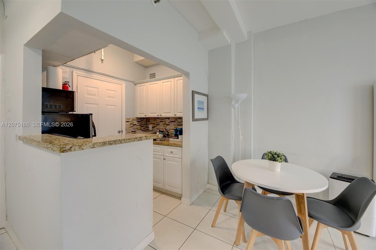 3030 Collins Ave # 1G, Miami Beach FL 33140 photo 4