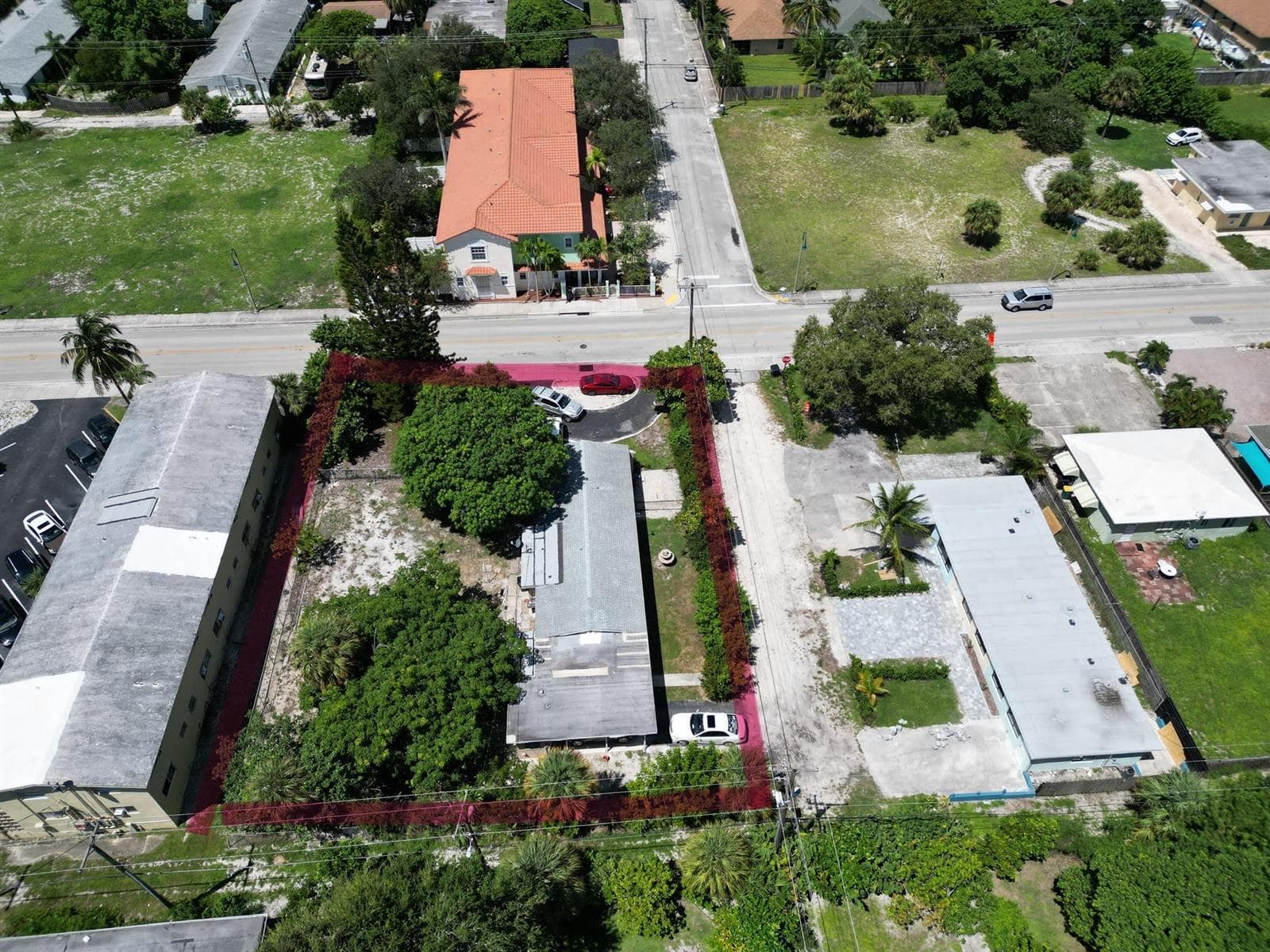 1302 S FEDERAL Highway, FL 33460 photo 4