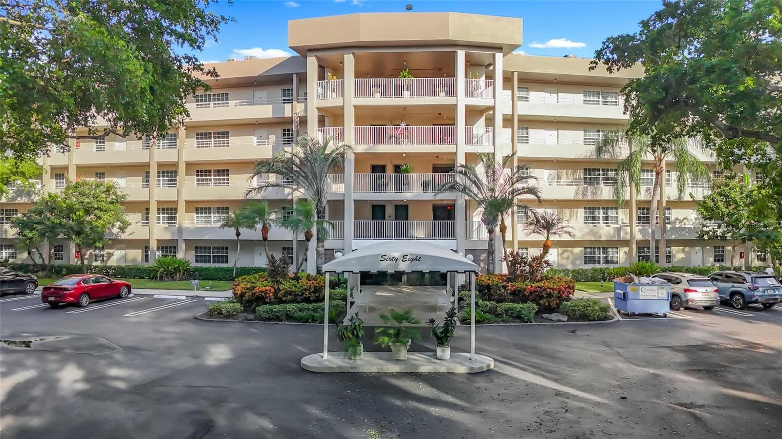 545 Oaks Lane # 410, Pompano Beach FL 33069