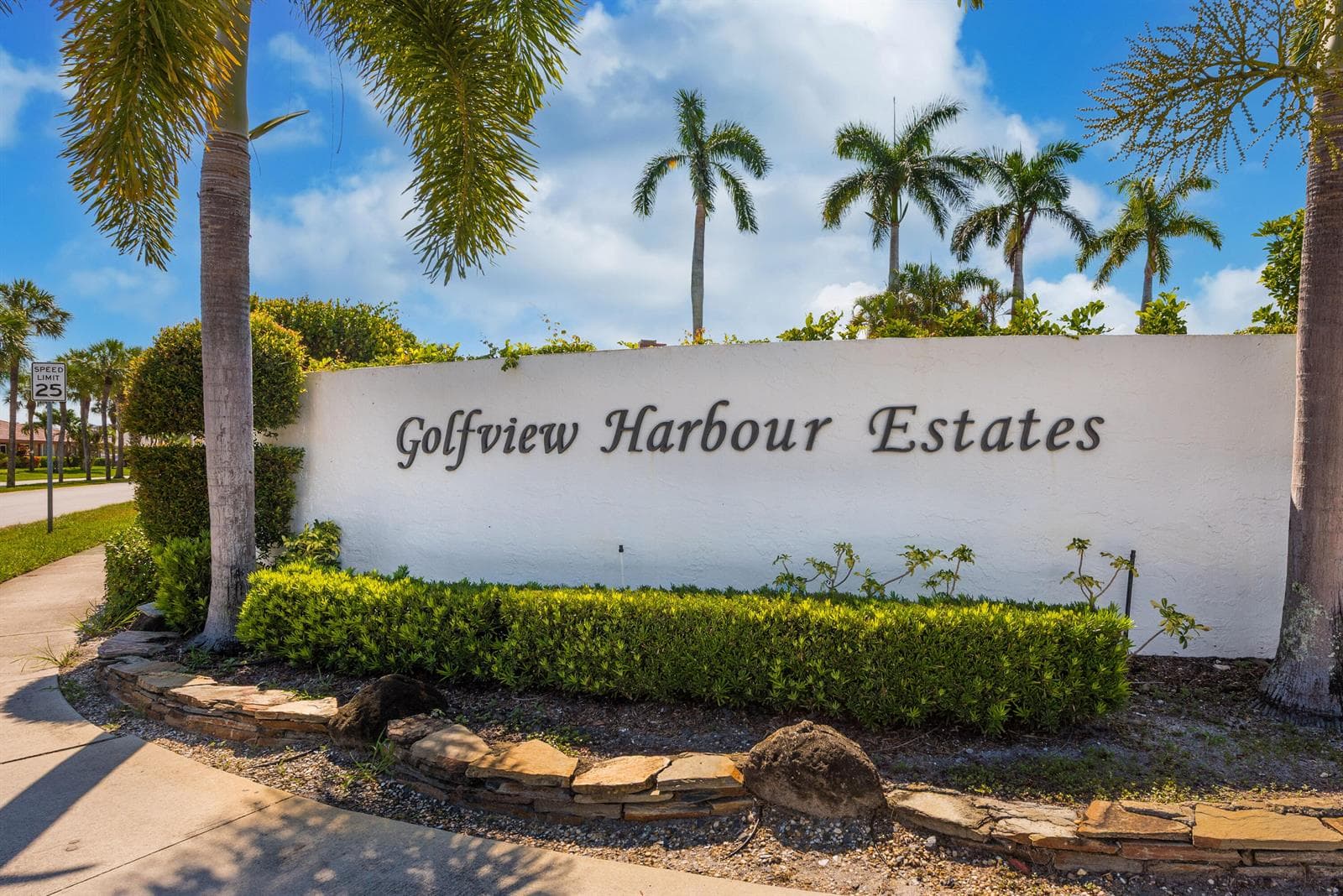 1315 SW 25TH Avenue, Boynton Beach FL 33426