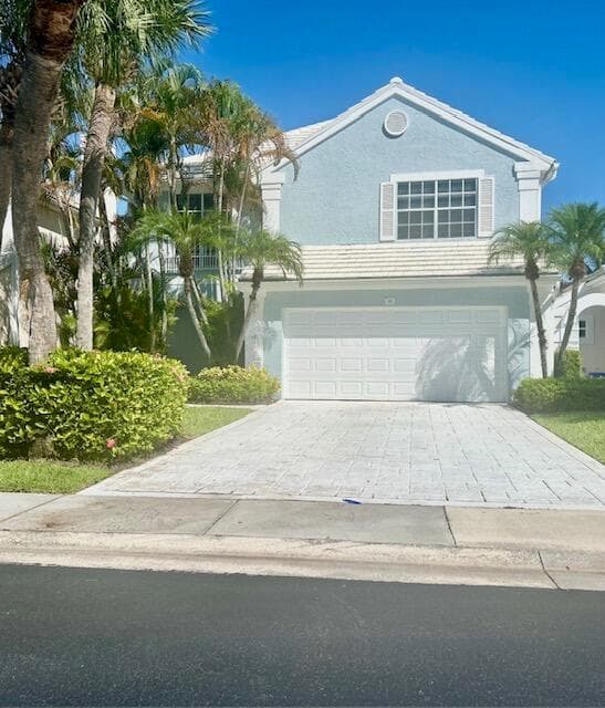 10 Blenheim Court, Palm Beach Gardens FL 33418