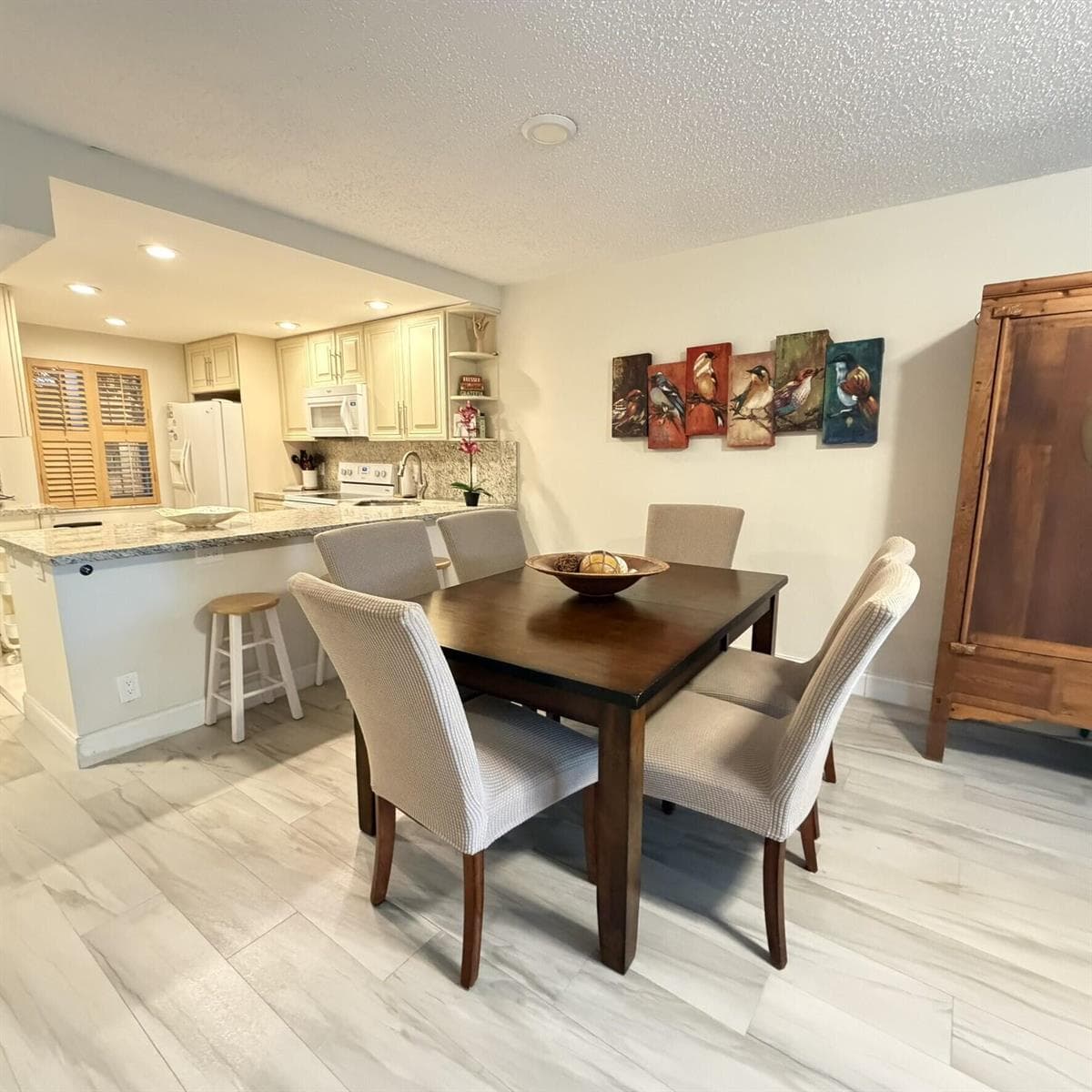 3800 OAKS CLUBHOUSE Drive # 311, Pompano Beach FL 33069 photo 3