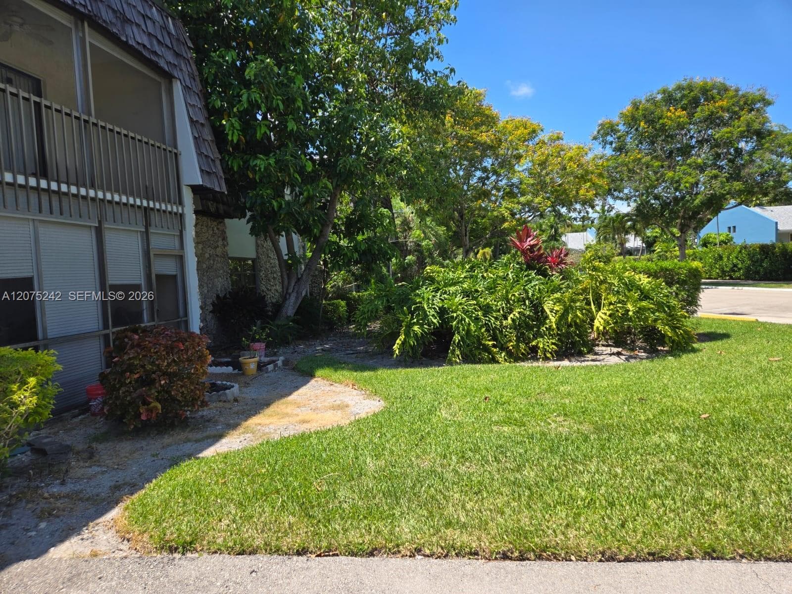 3105 Oakland Shores Dr # J101, Oakland Park FL 33309 photo 3