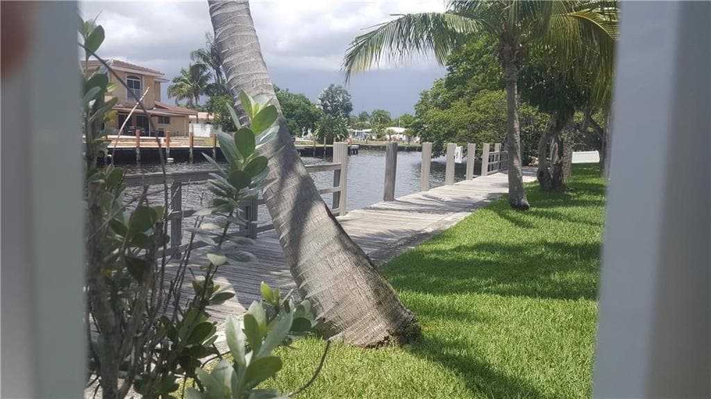 101 SE 6TH Avenue # 11, Pompano Beach FL 33060 photo 2