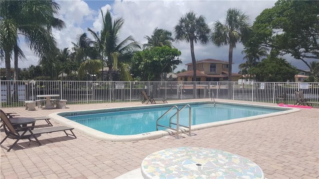 101 SE 6TH Avenue # 11, Pompano Beach FL 33060