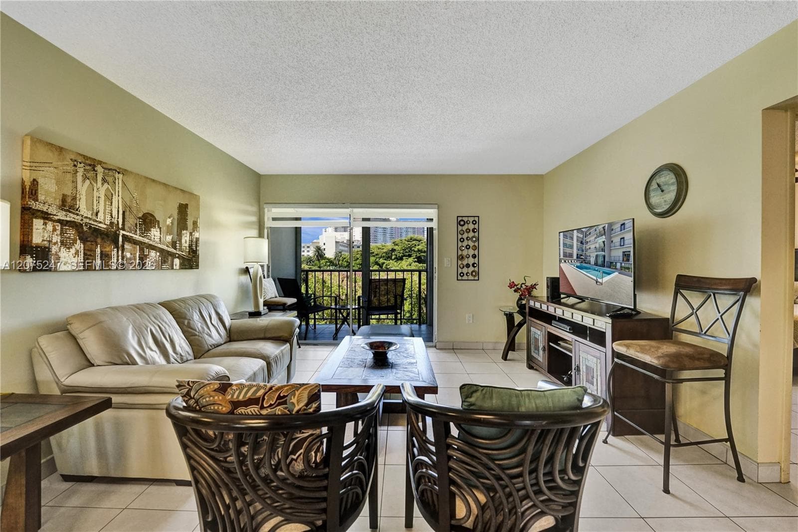 201 178th Dr # 403, Sunny Isles Beach FL 33160 photo 3