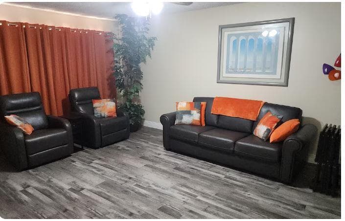 20742 NW 41st Avenue Road, Miami Gardens FL 33055 photo 3