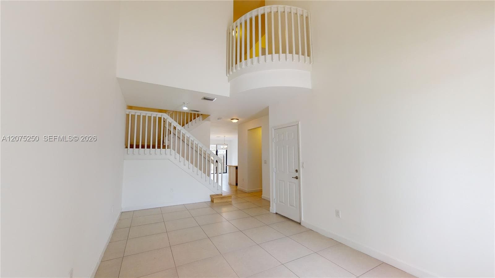 10428 NW 61st St, Doral FL 33178 photo 2