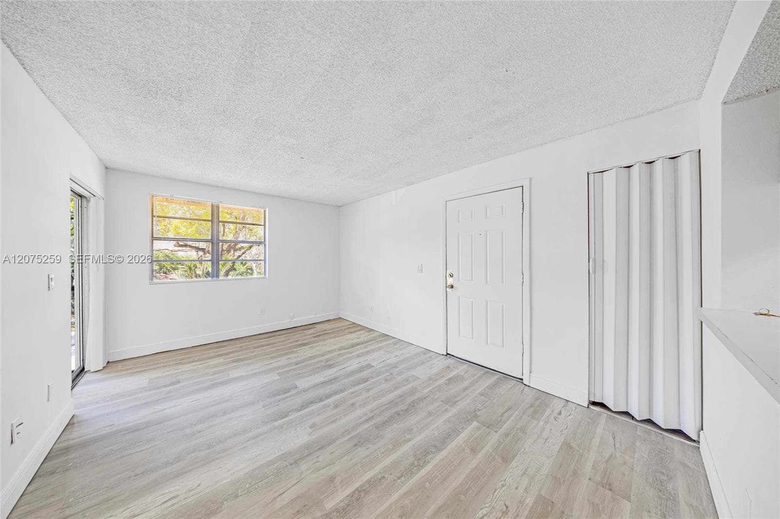 1237 SW 46th Ave # 806, Pompano Beach FL 33069 photo 3
