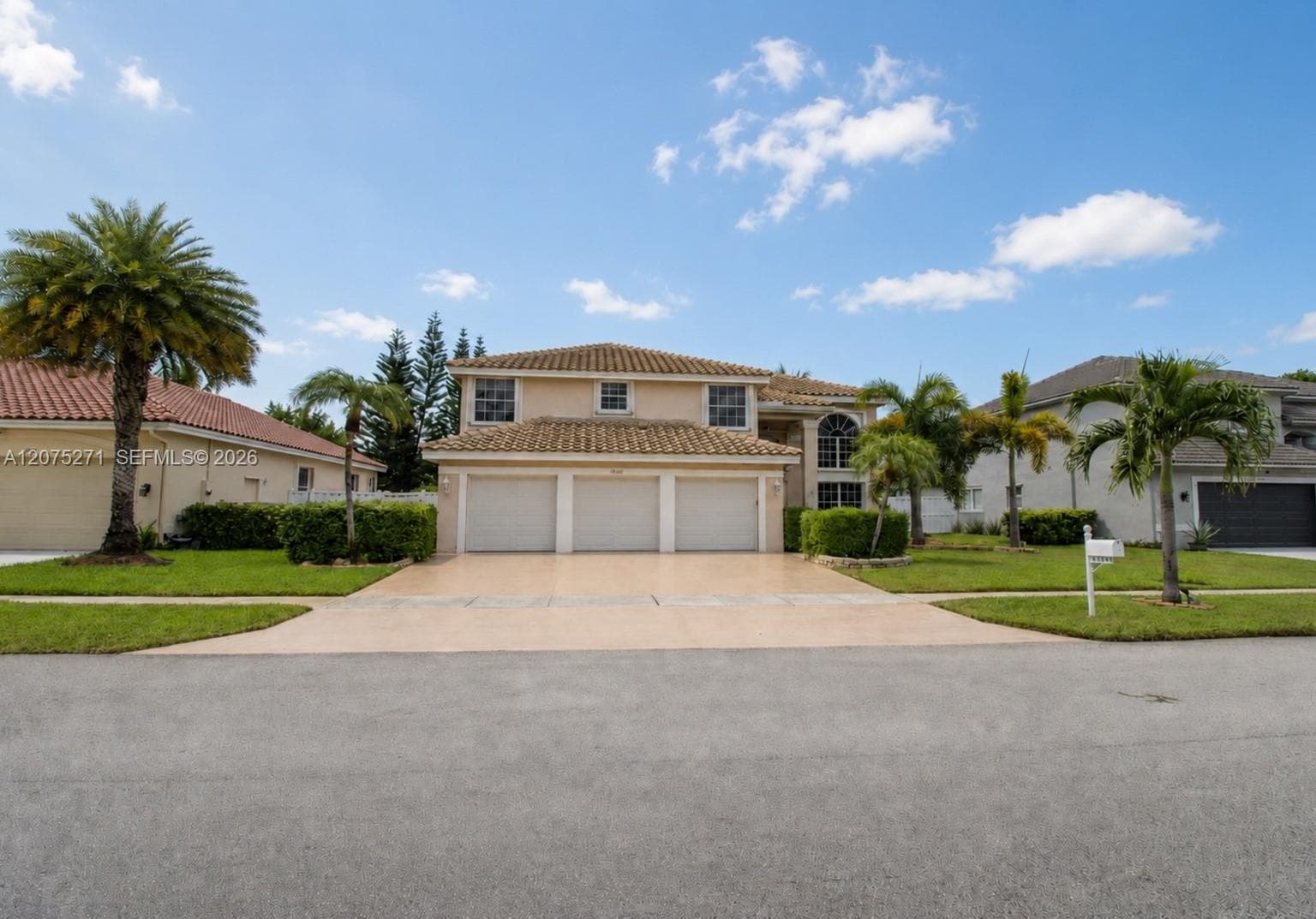 18341 NW 10th St, Pembroke Pines FL 33029