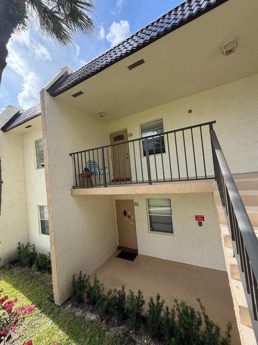 150 Lake Meryl Drive # 247, West Palm Beach FL 33411 photo 3