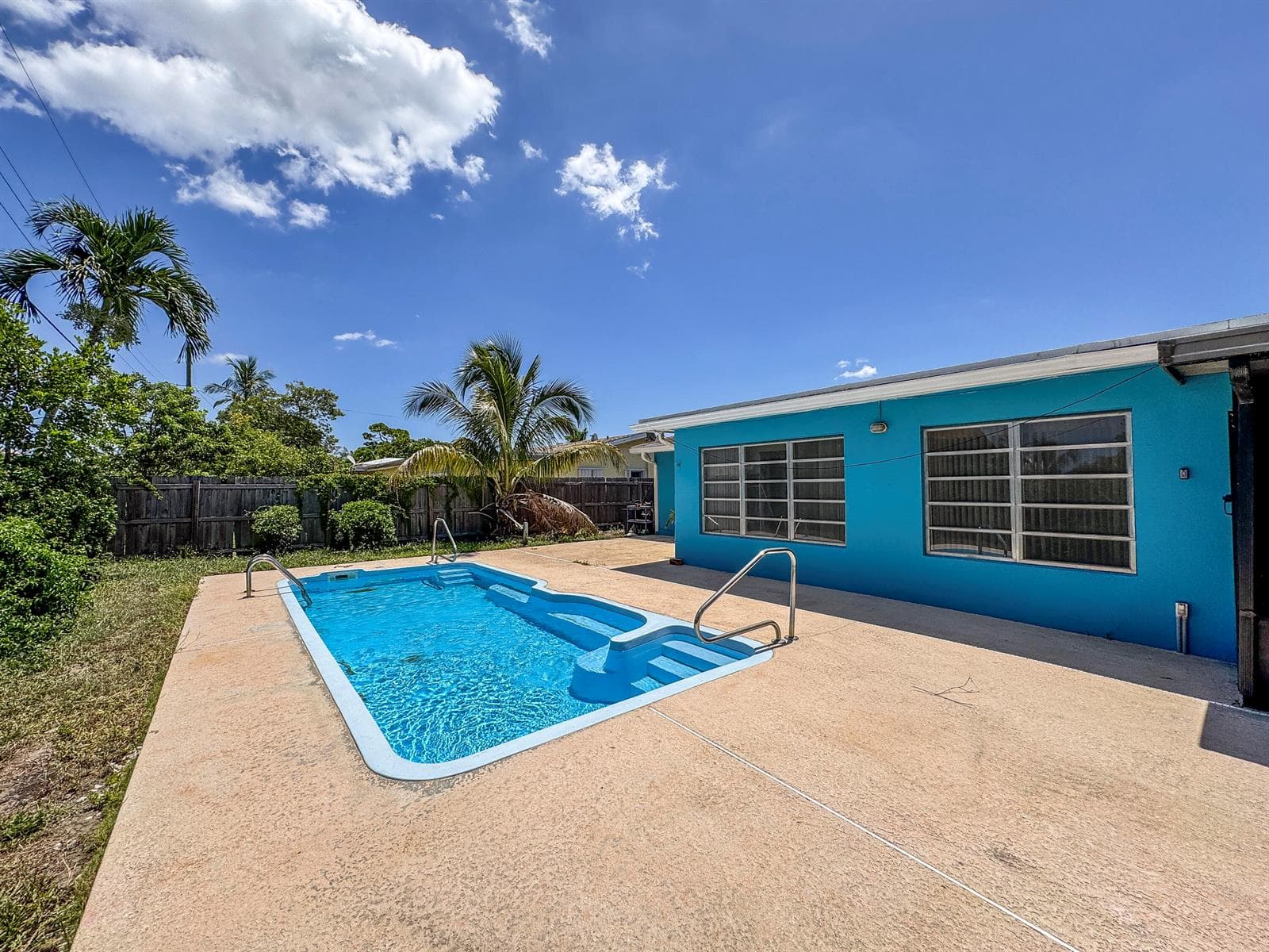 1326 Lake Erie Drive, Lake Worth FL 33461