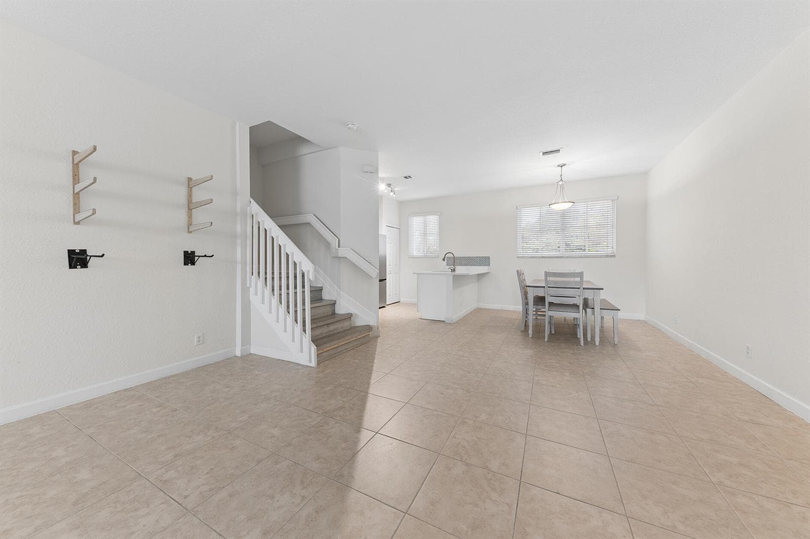 428 Bayfront Drive, Boynton Beach FL 33435 photo 2