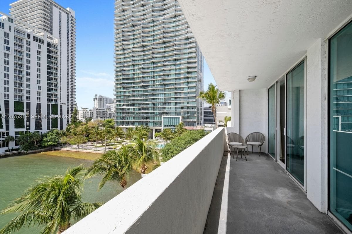 500 NE 29th St # 606, Miami FL 33137 photo 2