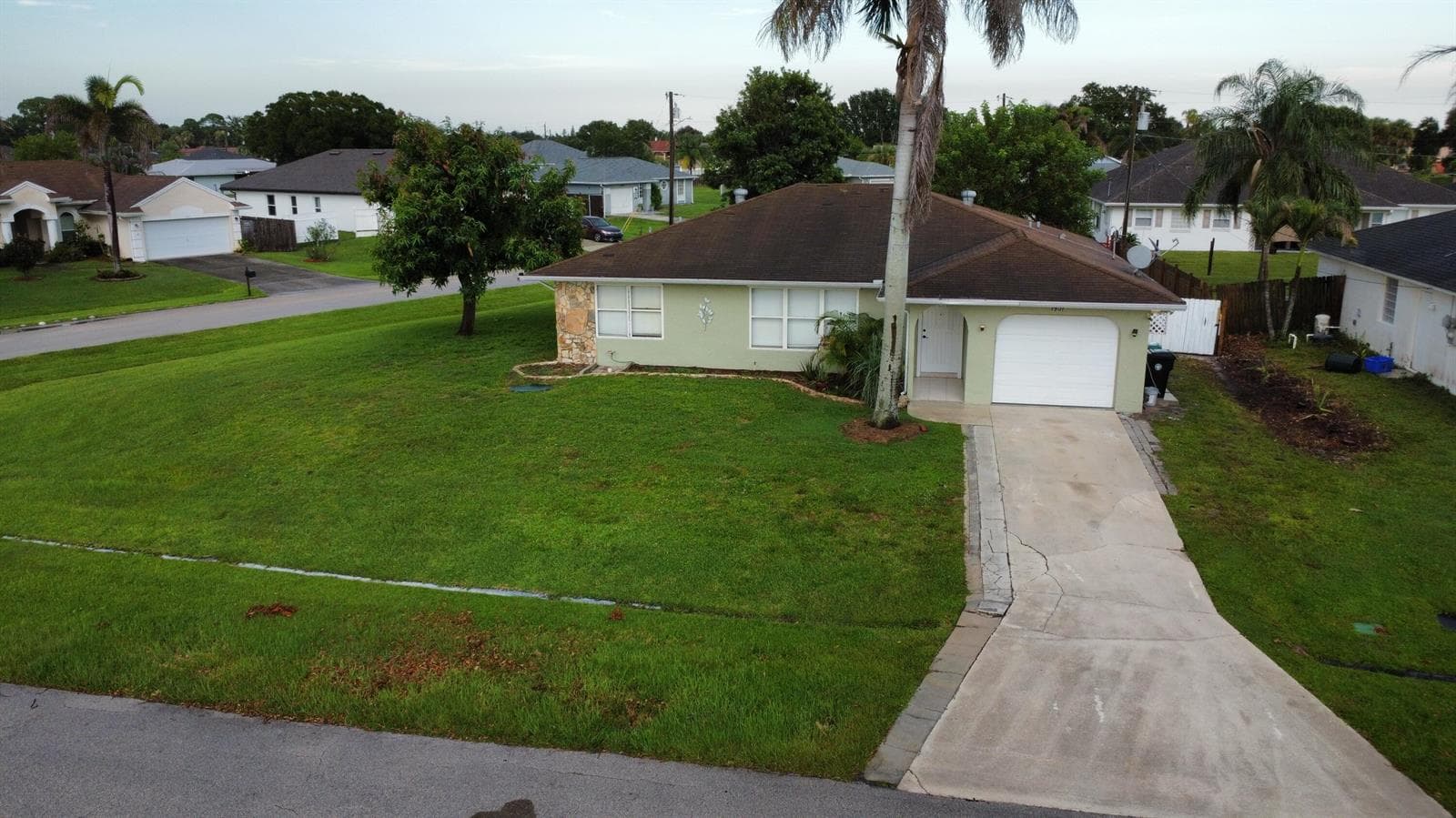 1901 SW Dorado Lane, Port St. Lucie FL 34953 photo 2