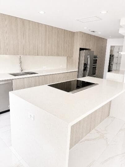 620 NE 7TH Avenue # 620, Fort Lauderdale FL 33304 photo 2