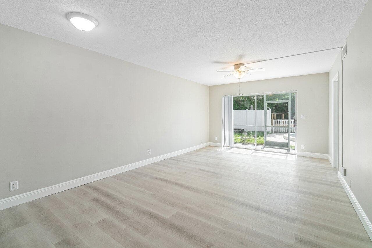 1360 NE 27th Terrace W # 2, Pompano Beach FL 33062 photo 4