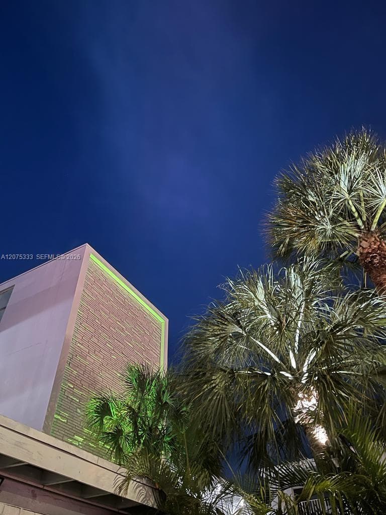 2101 Normandy Dr # 206, Miami Beach FL 33141 photo 2