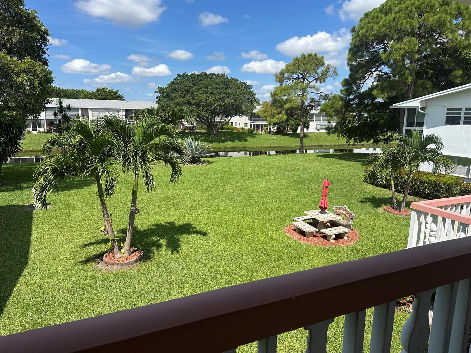 41 Lyndhurst B # Unit 41, Deerfield Beach FL 33442 photo 2
