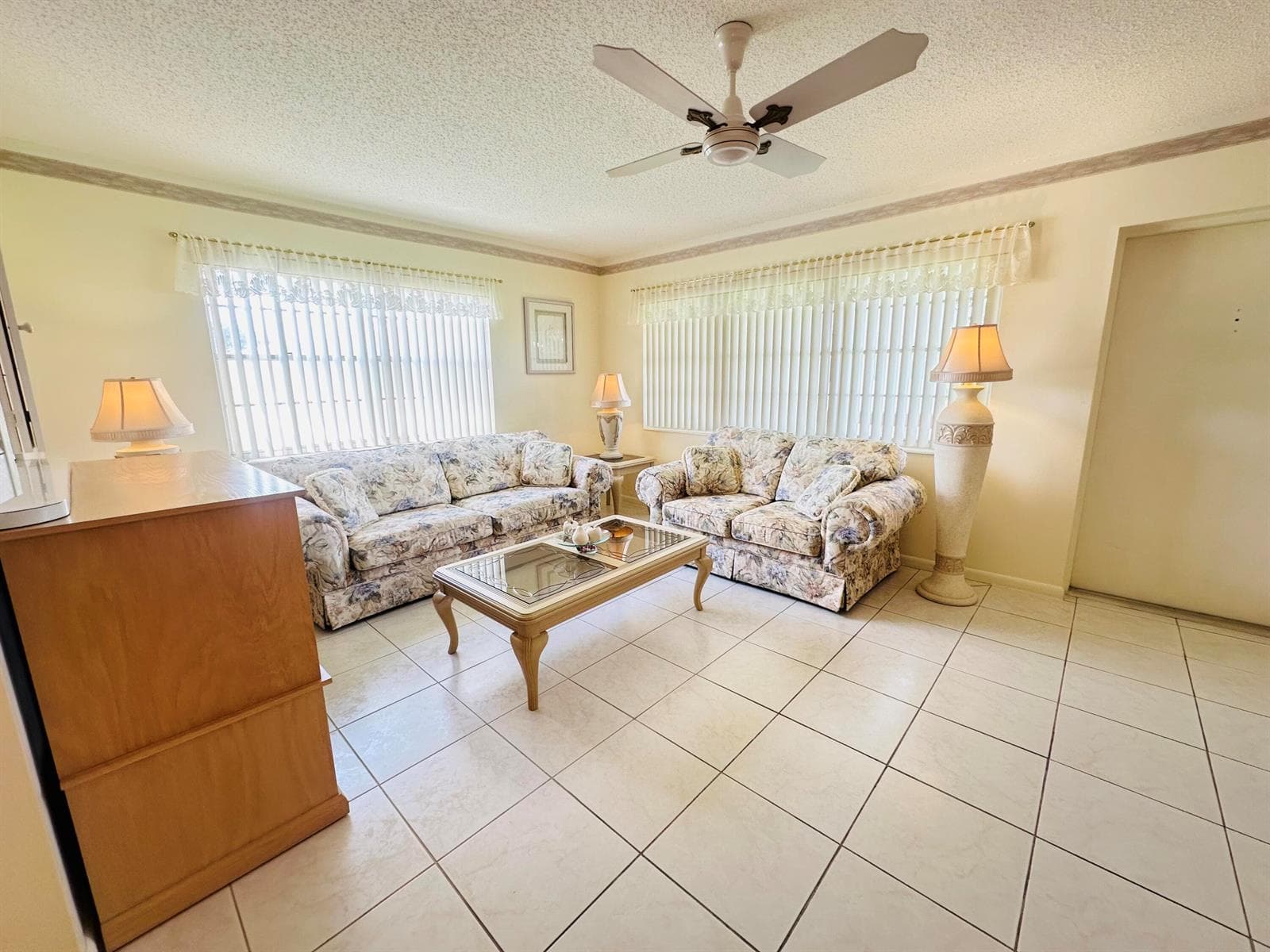 41 Lyndhurst B # Unit 41, Deerfield Beach FL 33442 photo 5