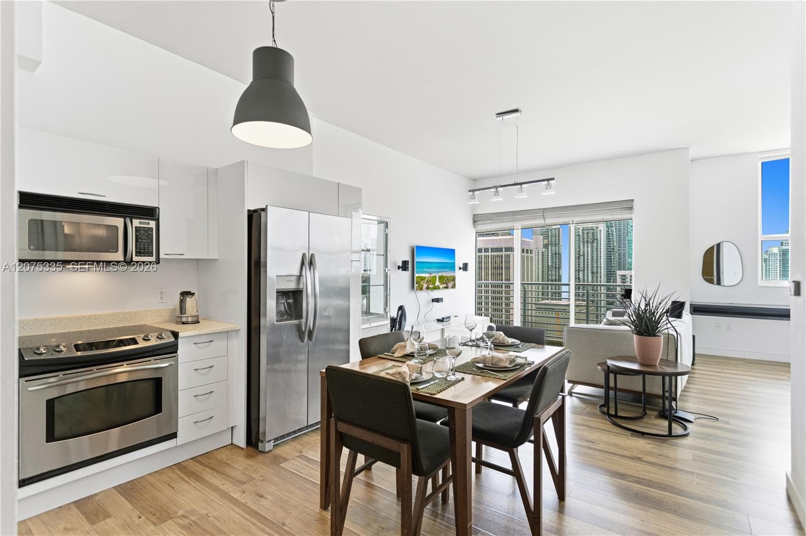 133 NE 2nd Ave # 2904, Miami FL 33132