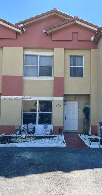 5214 NW 190th St, Miami Gardens FL 33055