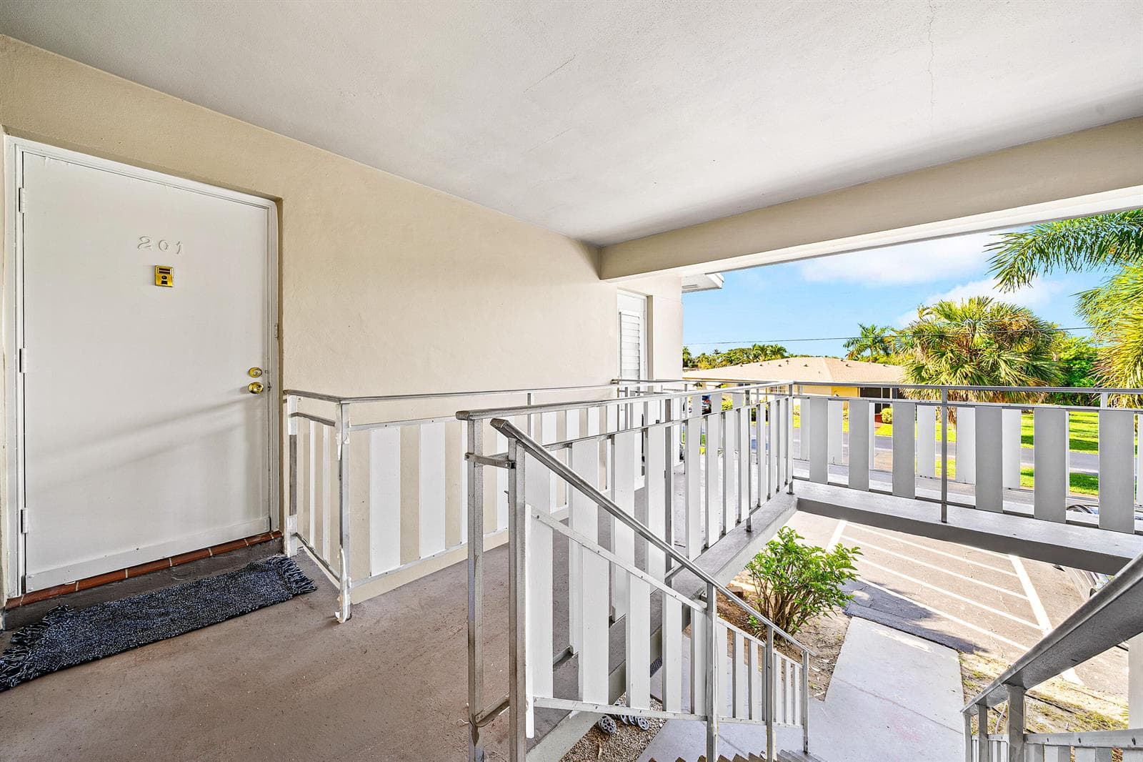 315 CIRCLE Drive S # 201, Boynton Beach FL 33435 photo 3